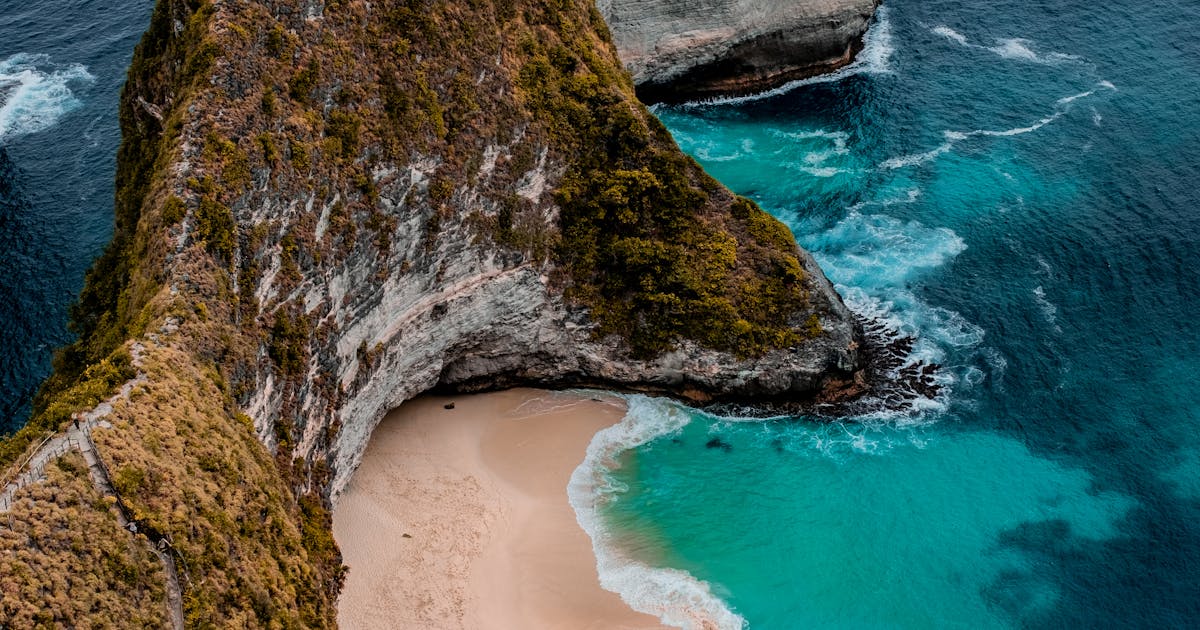 Duong Dong vs An Thoi vs North Phu Quoc: Where to Base Yourself (2026)