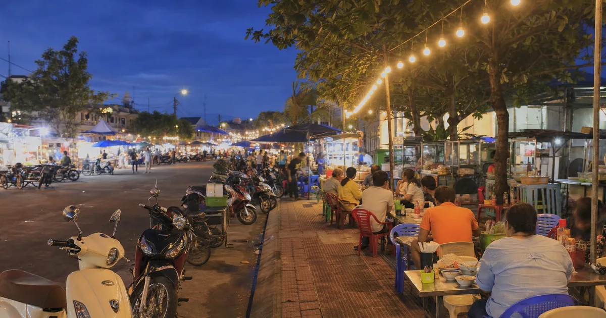 Nhịp sống buổi tối Dương Đông Phú Quốc — Phố làm gì sau 18 giờ